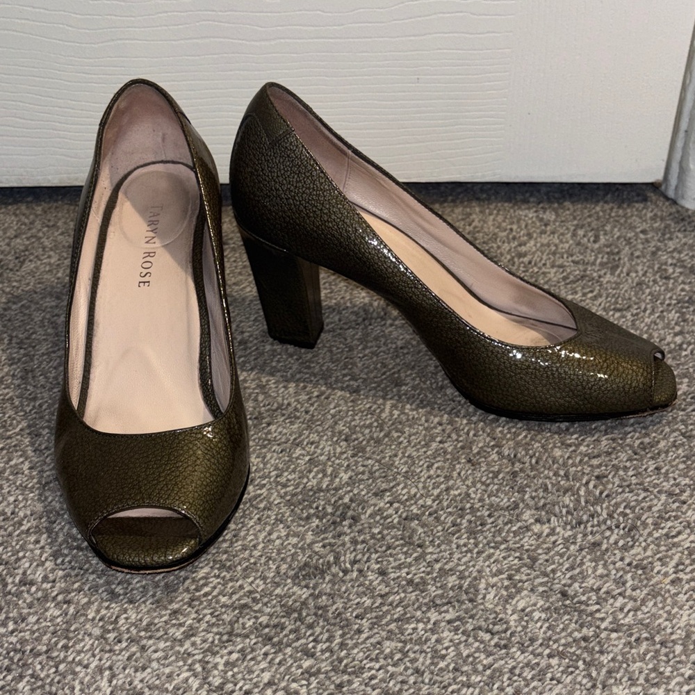 TARYN ROSE Brown Metallic Peep-Toe Heels by women’s size 6.5m